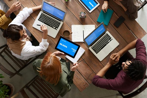 Programa Insertar: guía para acceder al beneficio y contratar trabajadores informáticos